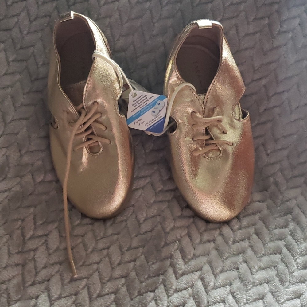 Zara Shoes, Gold Sparklie, Sz USA 7